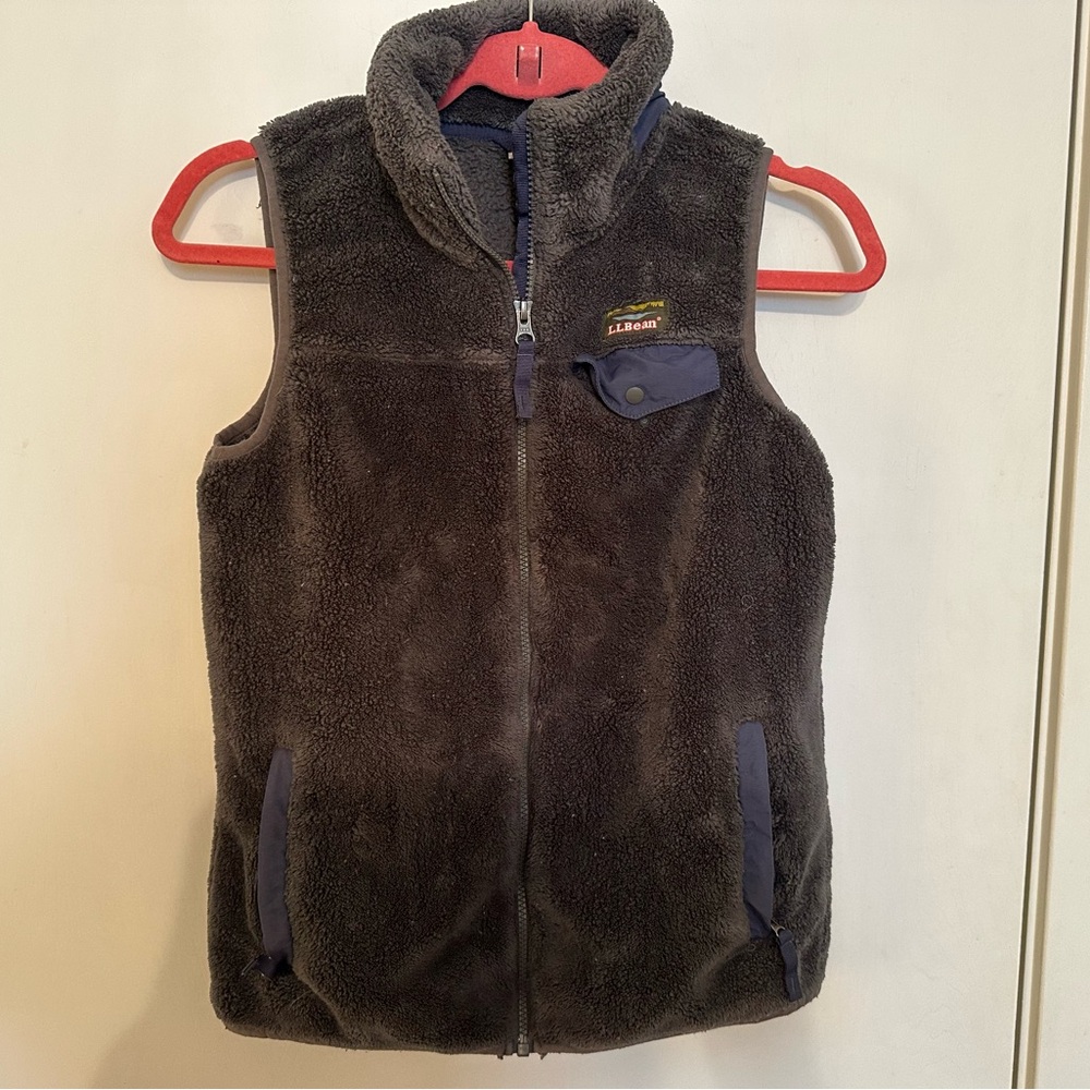 fuzzy llbean vest
